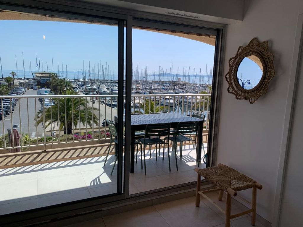 شقة Vue Sur Les Iles D'Or Hyères المظهر الخارجي الصورة